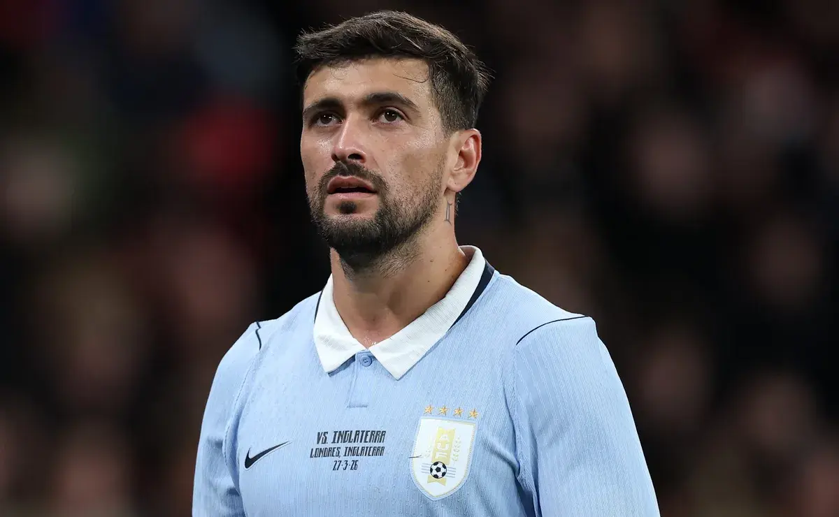 Arrascaeta é criticado após atuação discreta pelo Uruguai antes de retornar ao Flamengo: Camisa 10 insignificante Arrascaeta é criticado após atuação discreta pelo Uruguai antes de retornar ao Flamengo: "Camisa 10 insignificante"