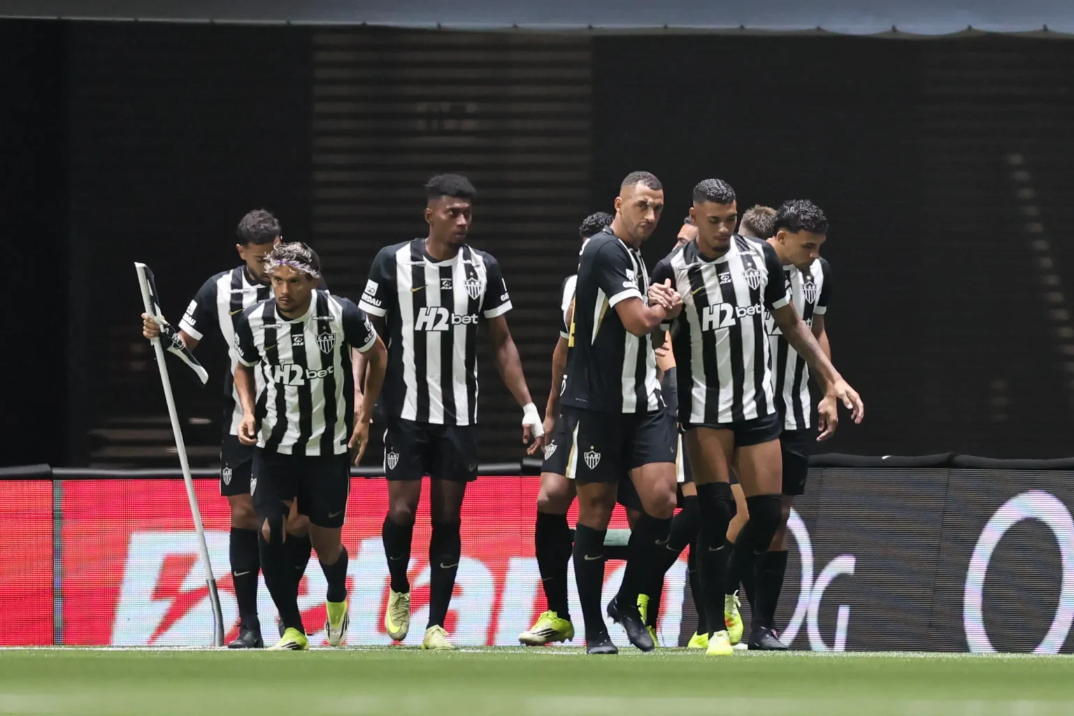 Atlético-MG busca tranquilidade e vence a primeira com Domínguez após vice-campeonato