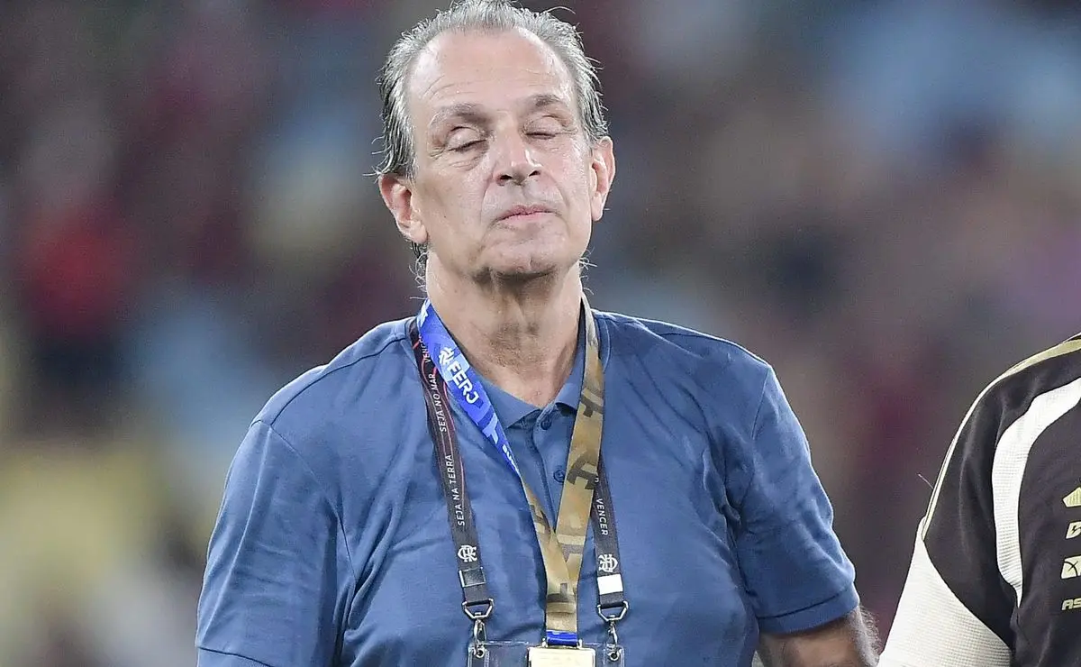 BAP interrompe entrevista após questionamento sobre demissão de Filipe Luís no Flamengo BAP interrompe entrevista após questionamento sobre demissão de Filipe Luís no Flamengo