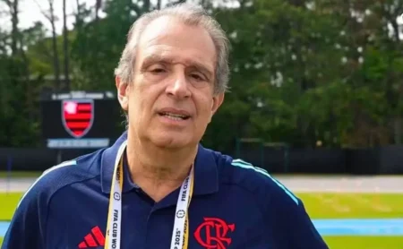 BAP, presidente do Flamengo, evita comentar sobre interesse em Calleri: “conversarei em breve”