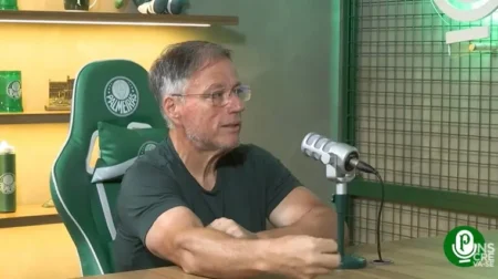 Barros revela busca por zagueiro e prevê assédio a jogadores do Palmeiras após a Copa