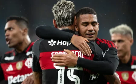 Benfica mantém interesse em Samuel Lino, mas negociação é improvável no momento