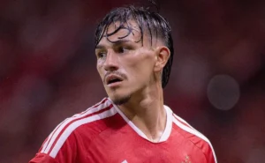 Bernabei sob forte crítica após derrota do Internacional para o Bahia no Beira-Rio