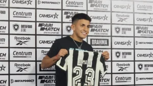 Botafogo busca quitar dívida de Almada para evitar novo transfer ban Botafogo busca quitar dívida de Almada para evitar novo transfer ban