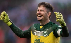 Botafogo não formaliza proposta por Tadeu e continua a busca por goleiro