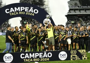 Botafogo pode se isolar como o segundo maior vencedor da Taça Rio neste sábado