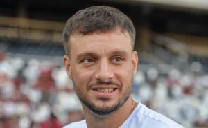 Botafogo prioriza zagueiro e lateral-esquerdo, sem proposta por goleiro