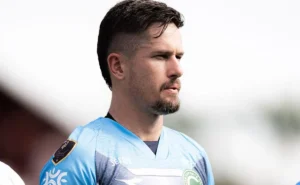 Botafogo procura 5 goleiros além de Tadeu e monta lista de reforços no mercado da bola