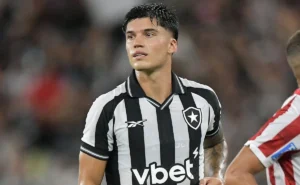 Botafogo vence o Bangu por 3 a 1 no Estádio Nilton Santos e fica com a Taça Rio