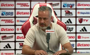 Boto define futuro de Filipe Luís no Flamengo: “Dei a solução”