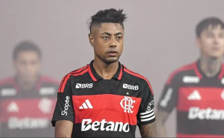 Bruno Henrique explica por que recusou proposta do Palmeiras e renovou com o Flamengo: "por amor"