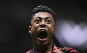 Bruno Henrique comenta sobre renovação com o Flamengo e nega reunião: “Ainda não houve contato”