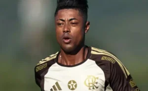Bruno Henrique define futuro no Flamengo durante Data Fifa e reencontra Jardim