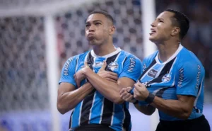 Carlos Vinícius supera o ataque completo do Red Bull Bragantino em 2026