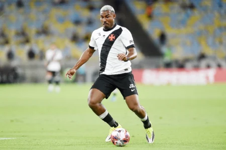 Cartola 2026: Cuiabano se destaca em março e Flamengo domina a seleção