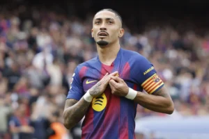 Cartola, Brasileirão: Raphinha e Vini Jr. lideram a rodada 12; confira a seleção completa