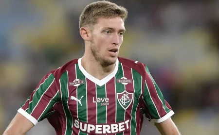 Castillo exalta Fábio após vitória do Fluminense no Maracanã: “Conheço desde pequeno”