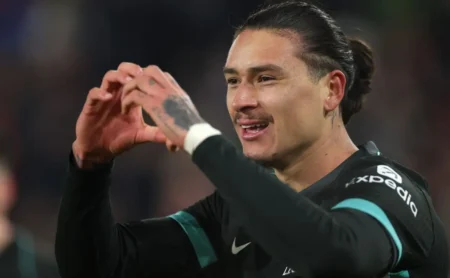 Chelsea surge como concorrente e Flamengo pode perder disputa por Darwin Núñez.