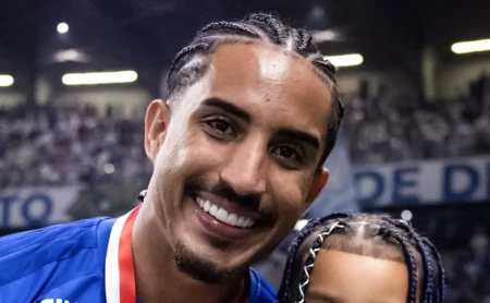 Christian ironiza Everson após confusão em Cruzeiro x Atlético-MG: “Não nos encontrou”