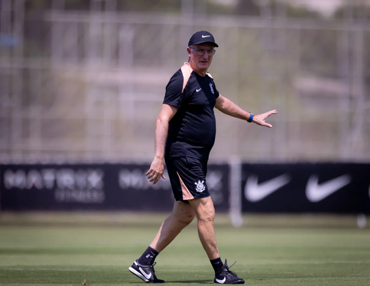 Cinco razões que justificam a escalação mista do Corinthians em Chapecó