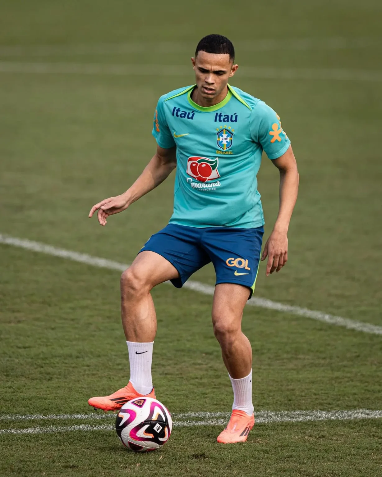 Cirurgia afasta Vanderson da Copa do Mundo