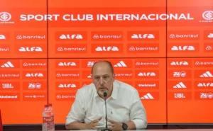 Clube internacional pode ter prejuízo de R$ 30 milhões em caso com ex-zagueiro Dalton