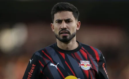 Contratação de Pedro Henrique: Internacional não avança e negociação tem desfecho. Contratação de Pedro Henrique: Internacional não avança e negociação tem desfecho.