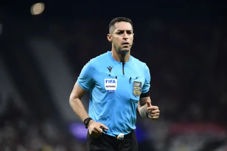 Corinthians x Flamengo: árbitro relata necessidade de auxílio policial para acessar vestiário