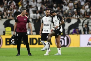 Corinthians libera Memphis para tratamento na Holanda: "Decisão da seleção"