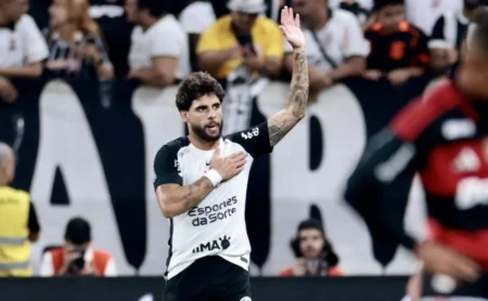 Corinthians: Yuri Alberto se destaca em duelo com o Flamengo, mesmo sem vitória