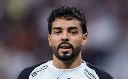 Corinthians pode perder Matheus Bidu para clubes estrangeiros na próxima janela de transferências
