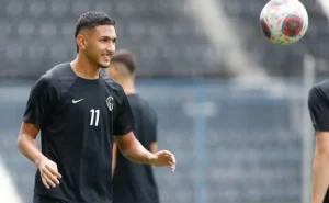 Corinthians afasta Renato e zagueiro segue treinando isolado por propostas