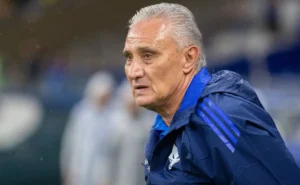 Corinthians estuda alternativas a Tite caso demita Dorival Júnior