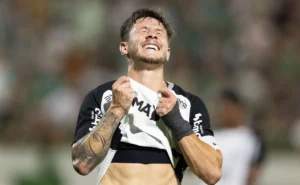 Corinthians e Chapecoense empatam em jogo sem gols pela 7ª rodada do Brasileirão