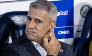 Crespo aponta falhas a serem corrigidas no São Paulo: “Aproveitaram” Crespo aponta falhas a serem corrigidas no São Paulo: “Aproveitaram”