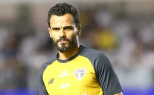 Crespo explica ausência de Danielzinho em clássico contra o Palmeiras: Não estava 100% Crespo explica ausência de Danielzinho em clássico contra o Palmeiras: "Não estava 100%"