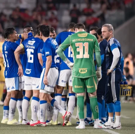 Cruzeiro: Análise da lanterna e os desafios além de Artur Jorge no Brasileiro