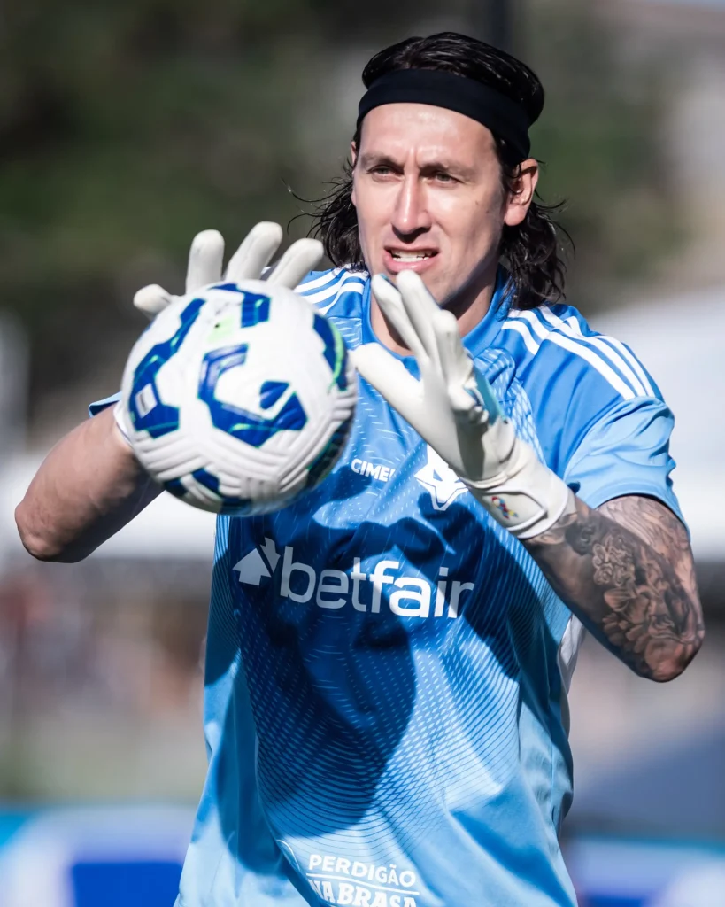 Cruzeiro definido: Cássio titular na véspera do clássico Cruzeiro definido: Cássio titular na véspera do clássico