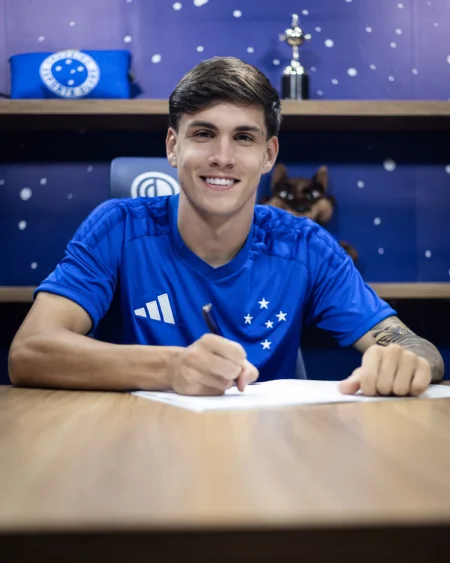 Cruzeiro detalha plano de carreira e aumenta multa de destaque da base.