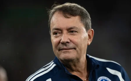 Cruzeiro encerra reforços com a chegada de Artur Jorge nesta janela de transferências