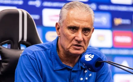 Cruzeiro: elenco se une a Tite após a classificação, mesmo sob pressão