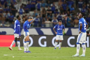 Cruzeiro reajusta planos com urgência e define desafio para o próximo técnico Cruzeiro reajusta planos com urgência e define desafio para o próximo técnico