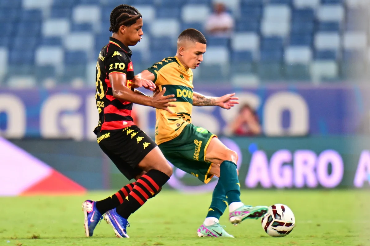 Cuiabá não consegue vencer na Arena Pantanal e estende jejum sem vitórias Cuiabá não consegue vencer na Arena Pantanal e estende jejum sem vitórias