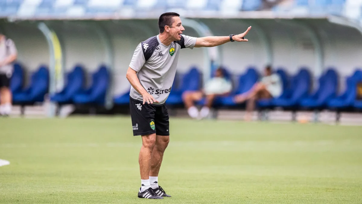 Cuiabá: nove reforços e preparação para o duelo contra o Sport na Série B Cuiabá: nove reforços e preparação para o duelo contra o Sport na Série B