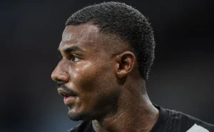 Cuiabano balançou as redes em todos os jogos contra o Grêmio