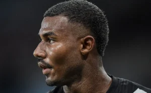 Cuiabano, do Vasco, interessa a Ancelotti, mas Seleção Brasileira só após a Copa Cuiabano, do Vasco, interessa a Ancelotti, mas Seleção Brasileira só após a Copa