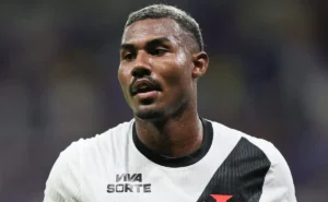 Cuiabano surge como desejo da torcida do Flamengo em meio a incertezas sobre Alex Sandro e interesse em Matheus Bidu