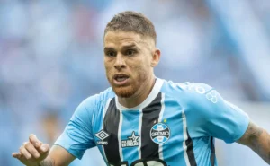 Cuéllar define futuro após rescisão com o Grêmio e acerta com o Deportivo Cali