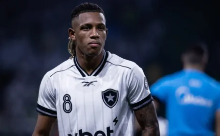 Danilo Santos projeta chance como titular na Seleção Brasileira e cita o Botafogo: “Estou preparado”