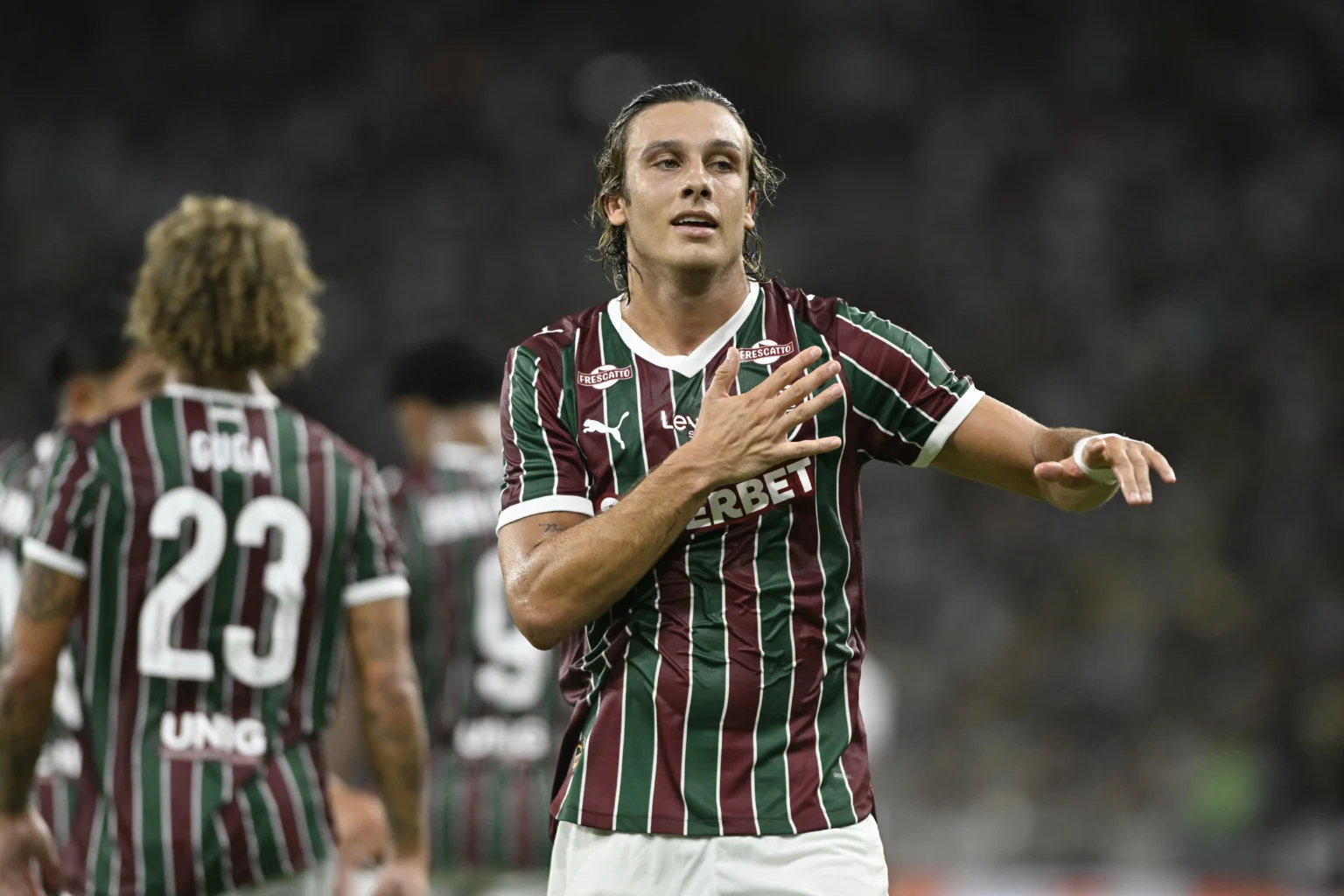 De atacante sem gol a destaque com Zubeldía: Canobbio revê o Athletico com novo status no Fluminense